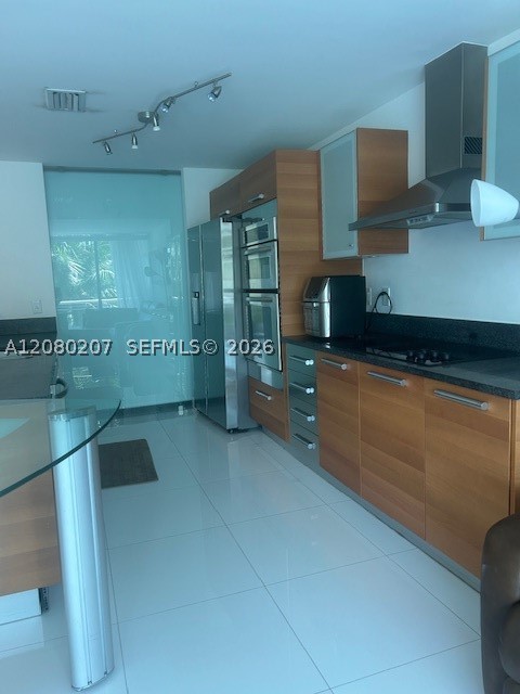 2950 NE 188th St #247, Aventura FL 33180