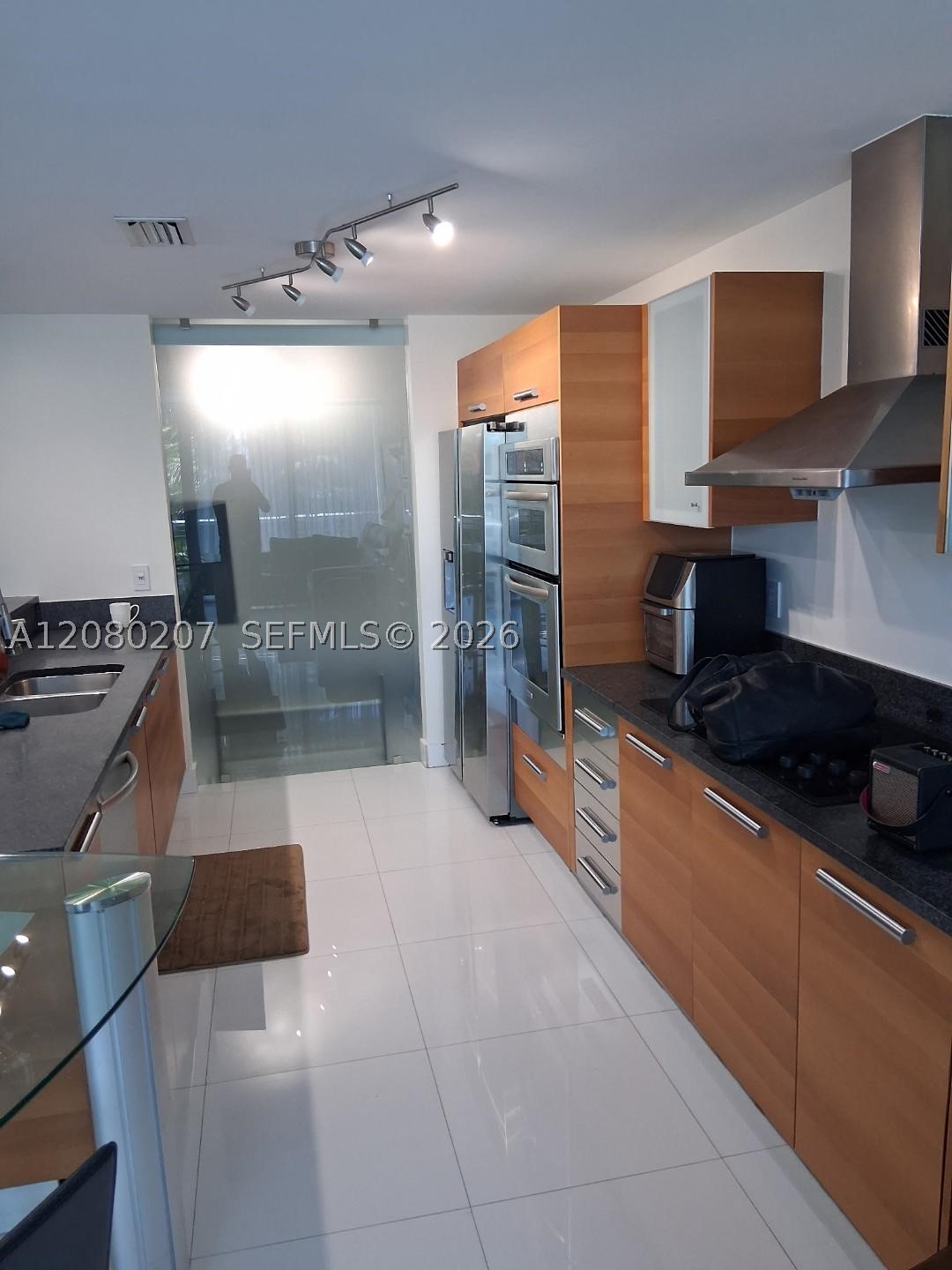 2950 NE 188th St #247, Aventura FL 33180