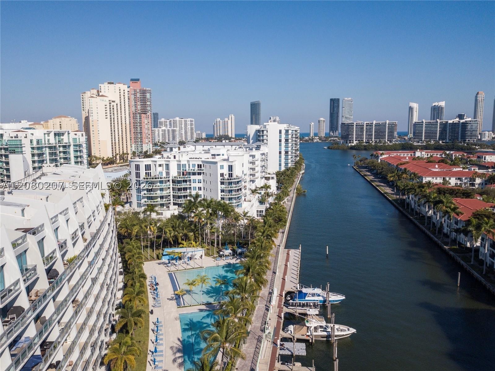 2950 NE 188th St #247, Aventura FL 33180