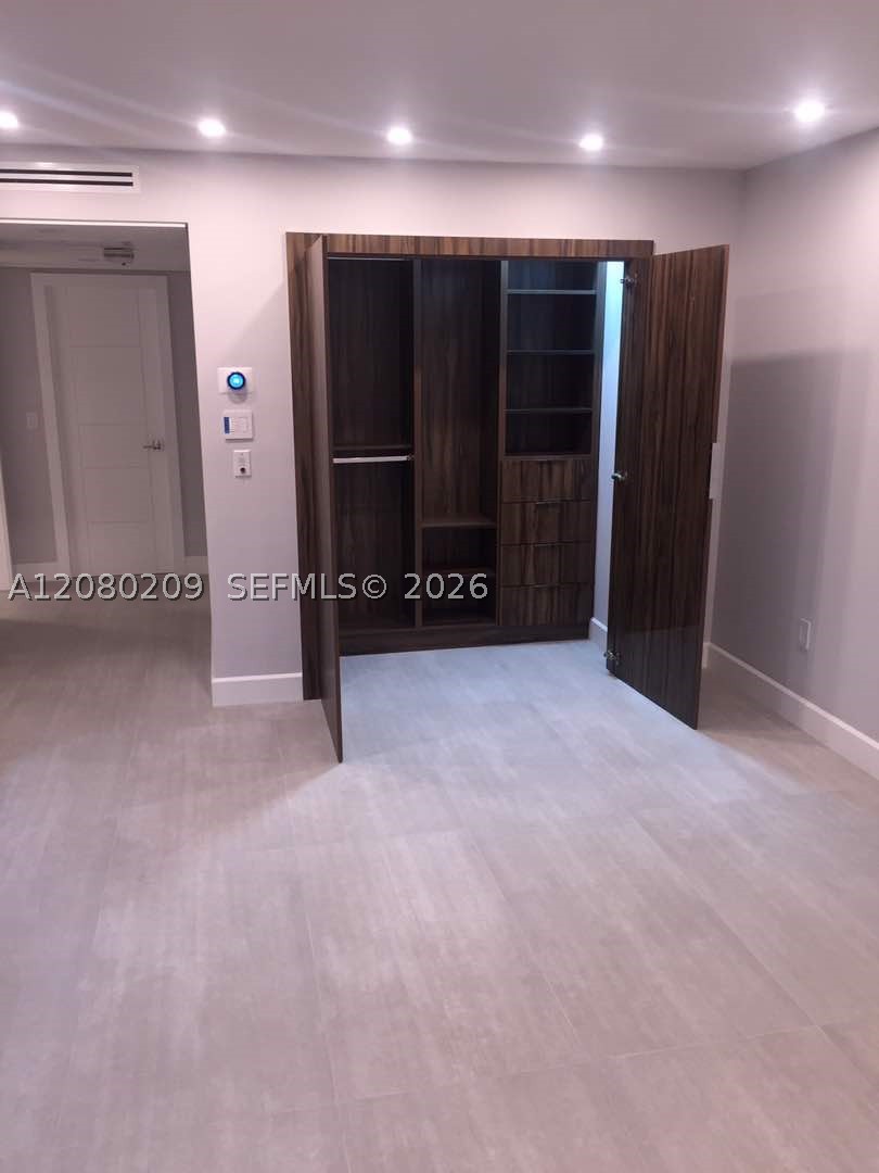 9801 Collins Ave #12Q, Bal Harbour FL 33154