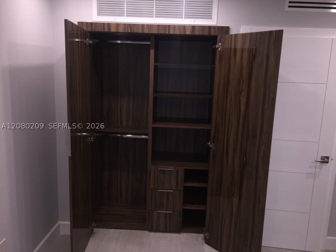 9801 Collins Ave #12Q, Bal Harbour FL 33154