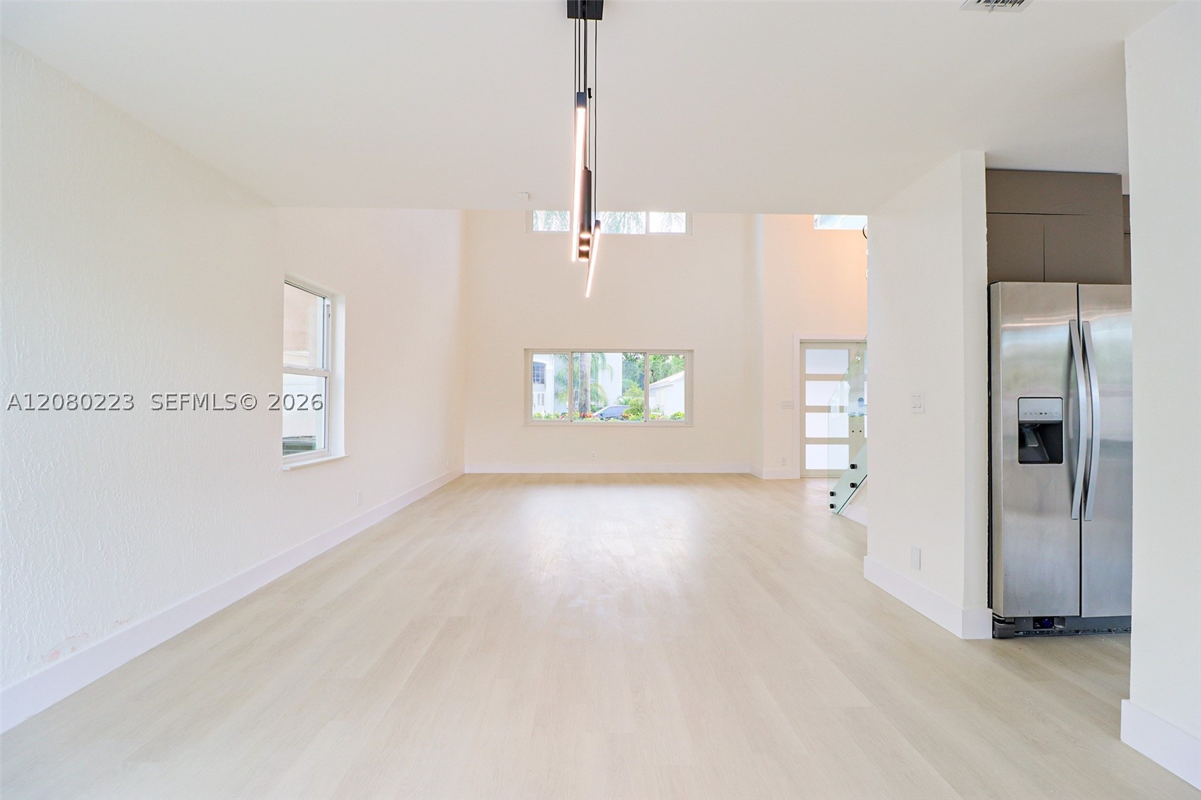 10262 SW 9th Ln, Pembroke Pines FL 33025