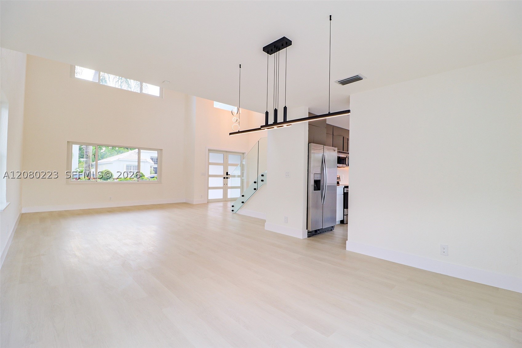 10262 SW 9th Ln, Pembroke Pines FL 33025