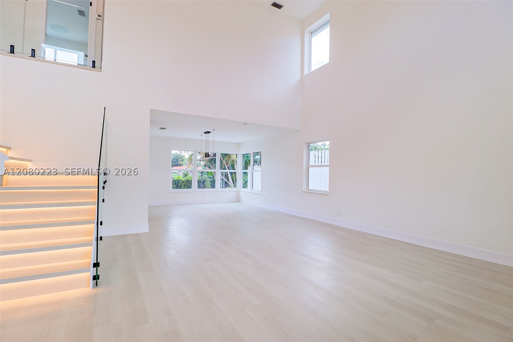 10262 SW 9th Ln, Pembroke Pines FL 33025