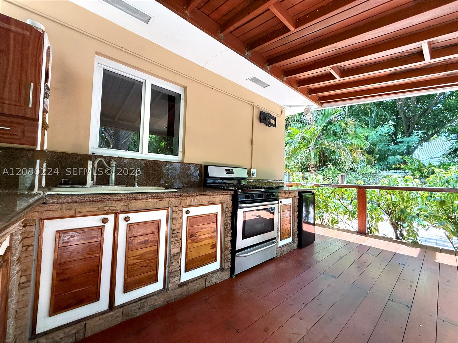 738 NE 83rd Ter, Miami FL 33138