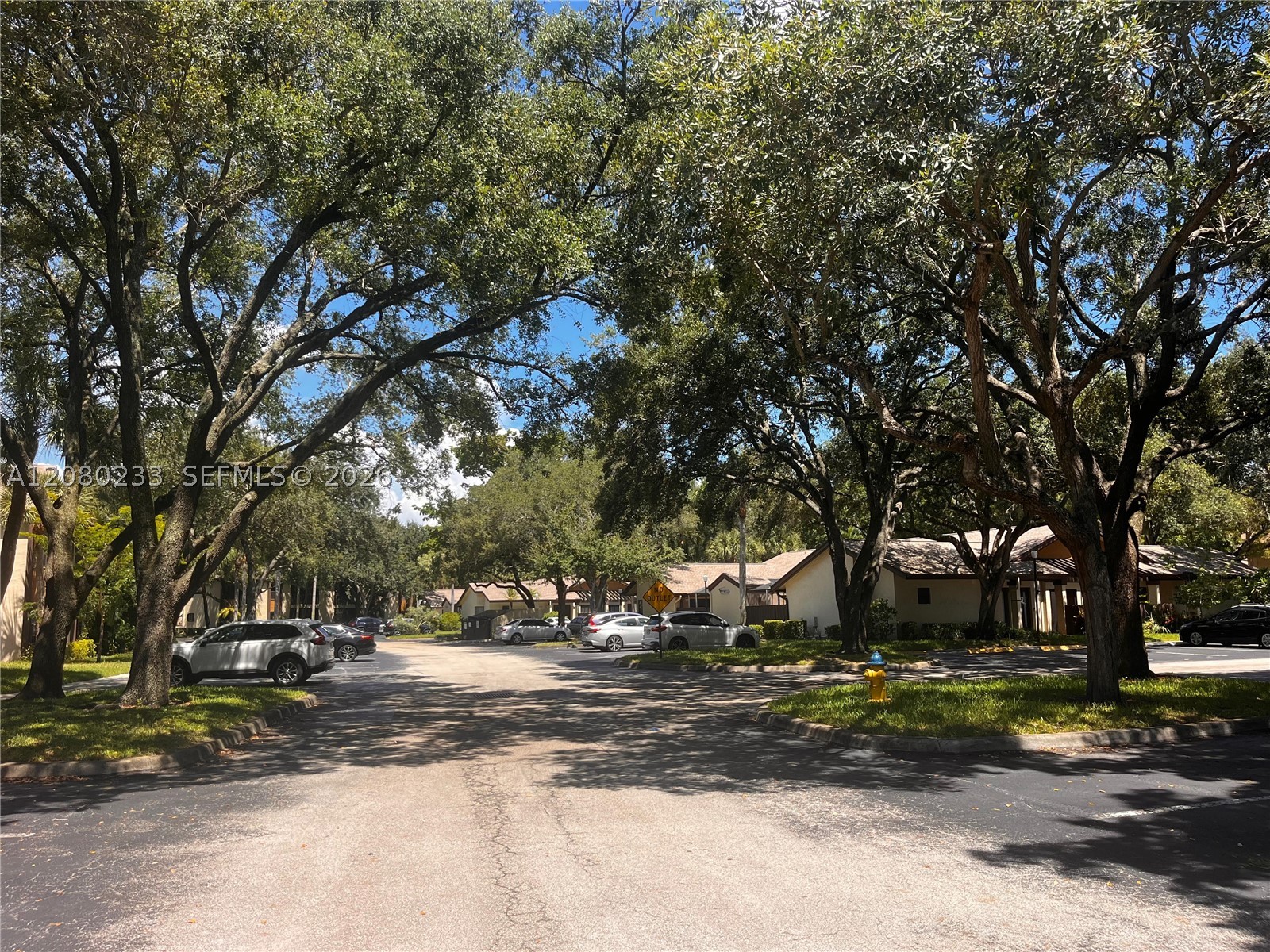 4511 S Carambola Cir S #27300, Coconut Creek FL 33066