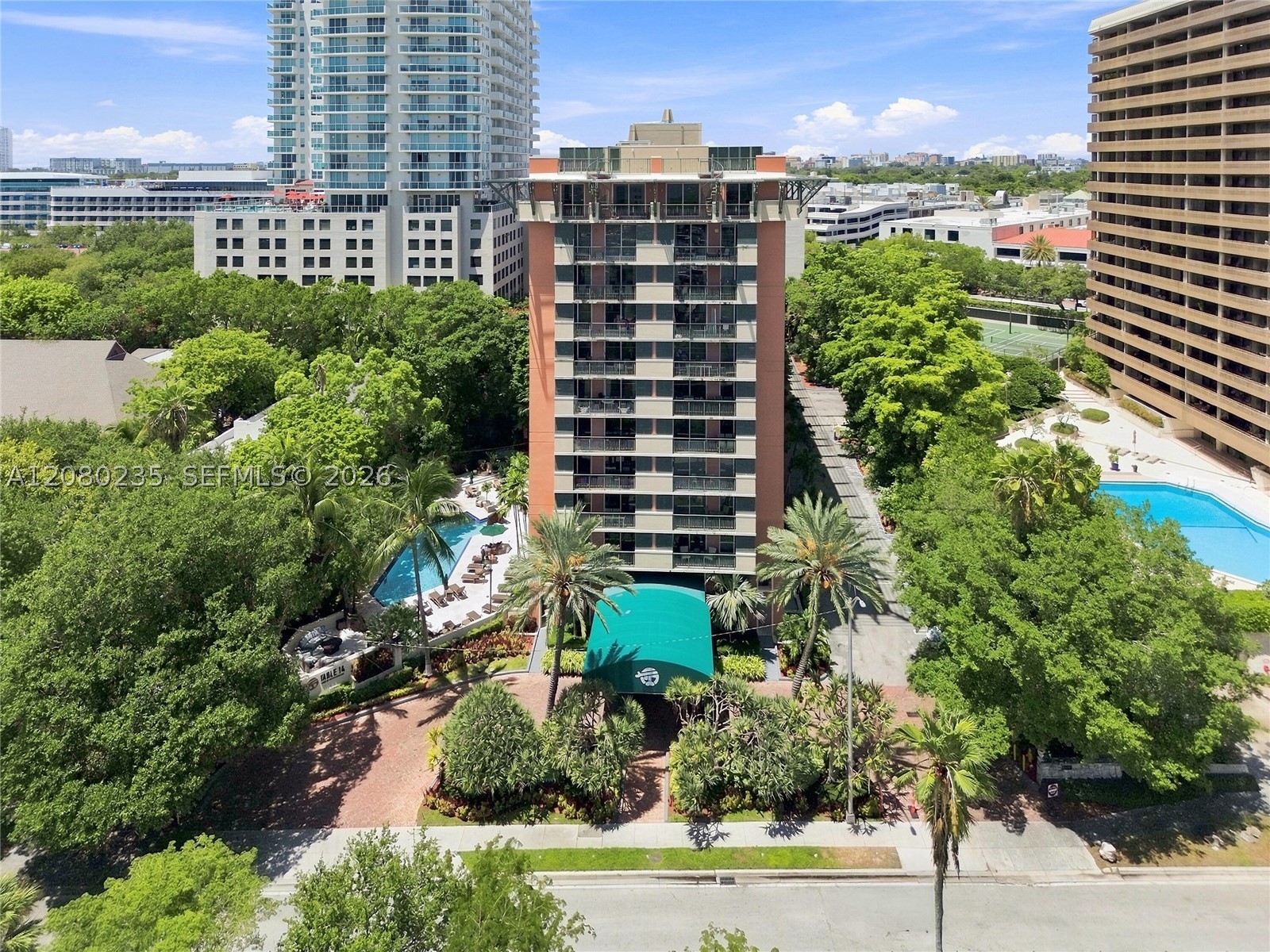2951 S Bayshore Dr #305, Miami FL 33133