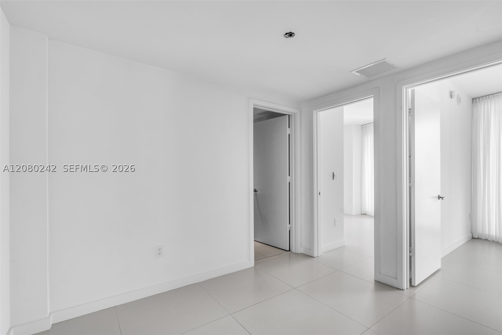 1300 S Miami Ave #2905, Miami FL 33130