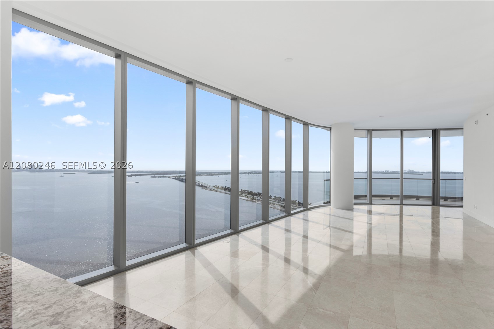 175 SE 25TH RD #2701, Miami FL 33129