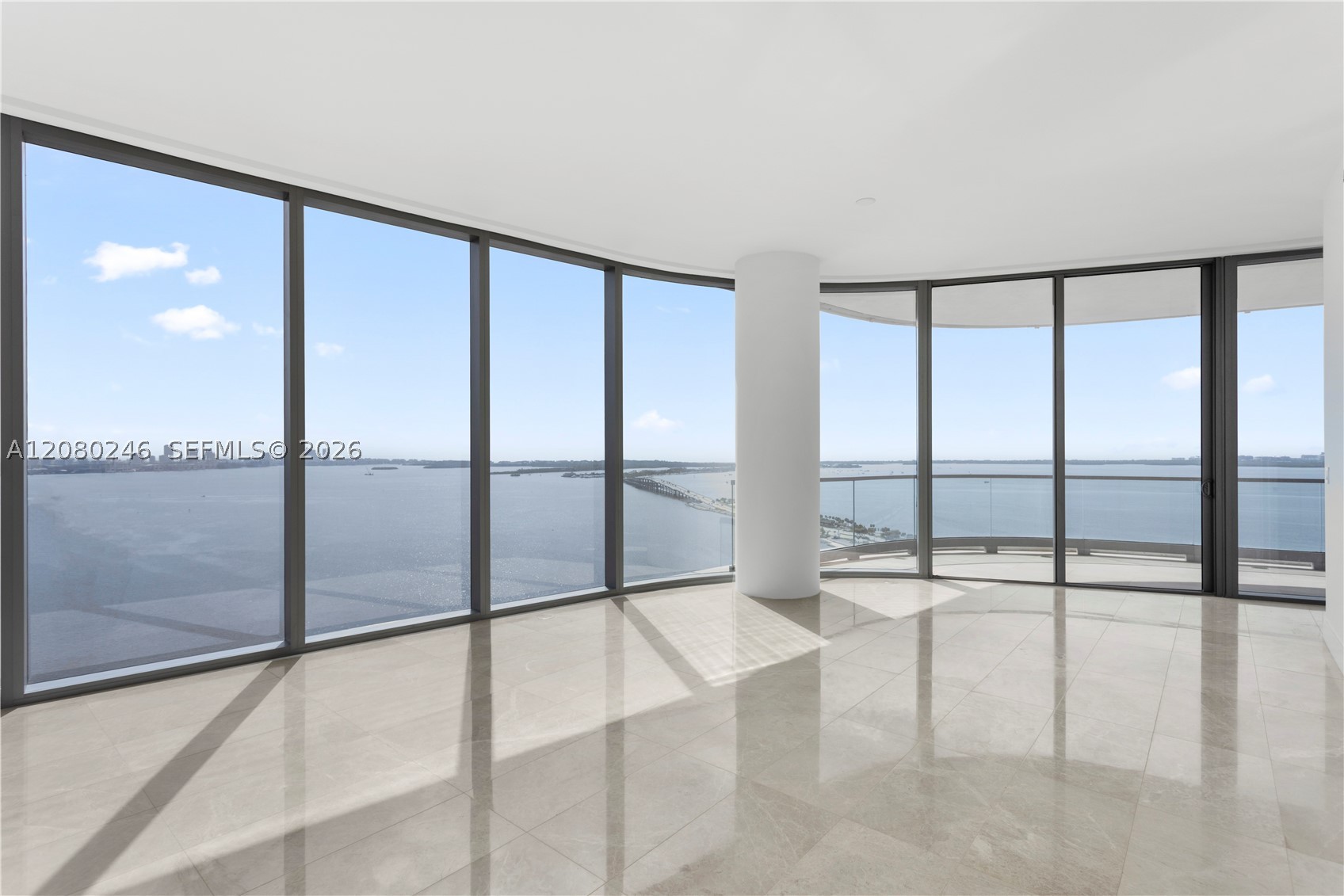 175 SE 25TH RD #2701, Miami FL 33129