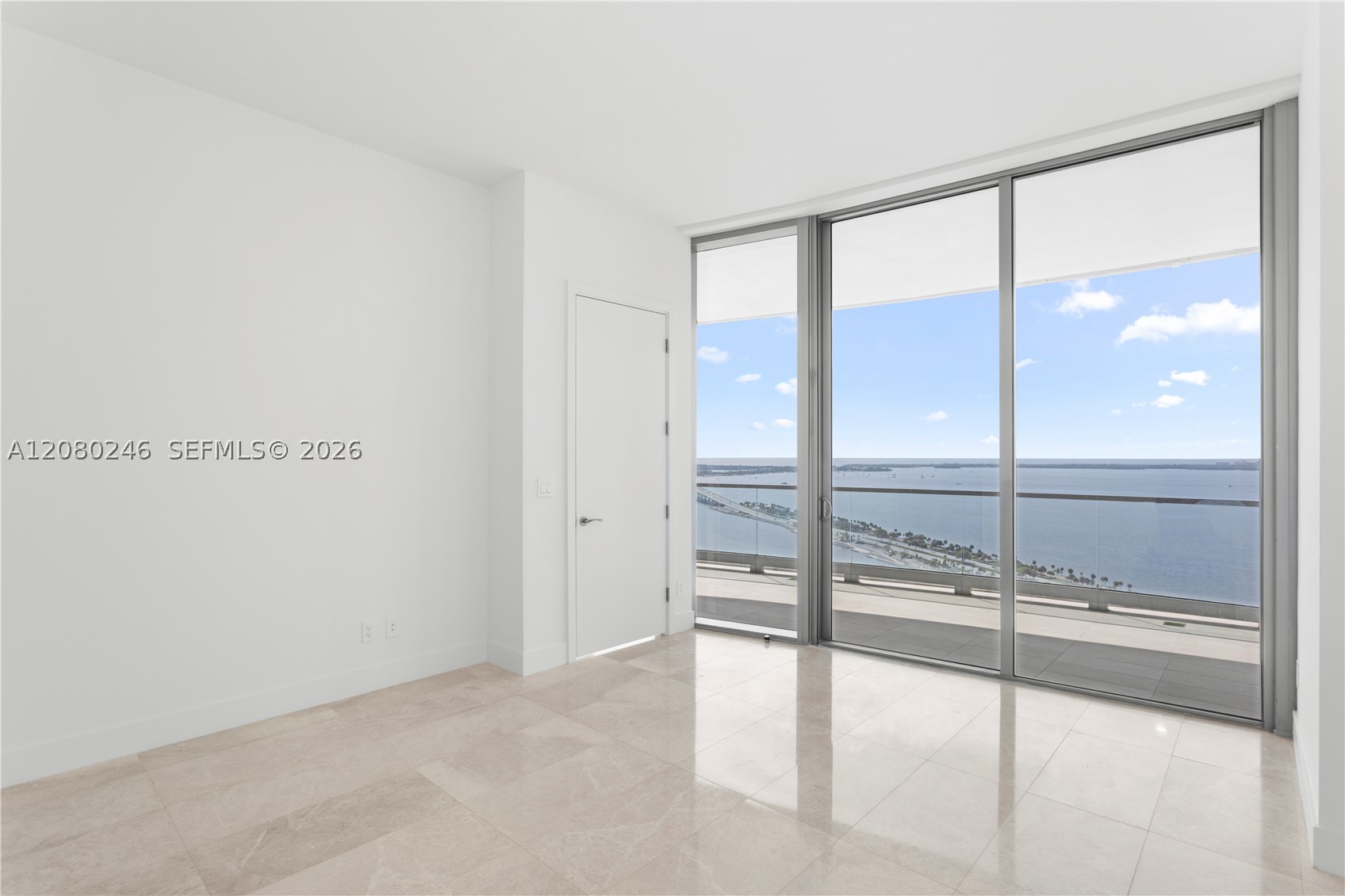 175 SE 25TH RD #2701, Miami FL 33129
