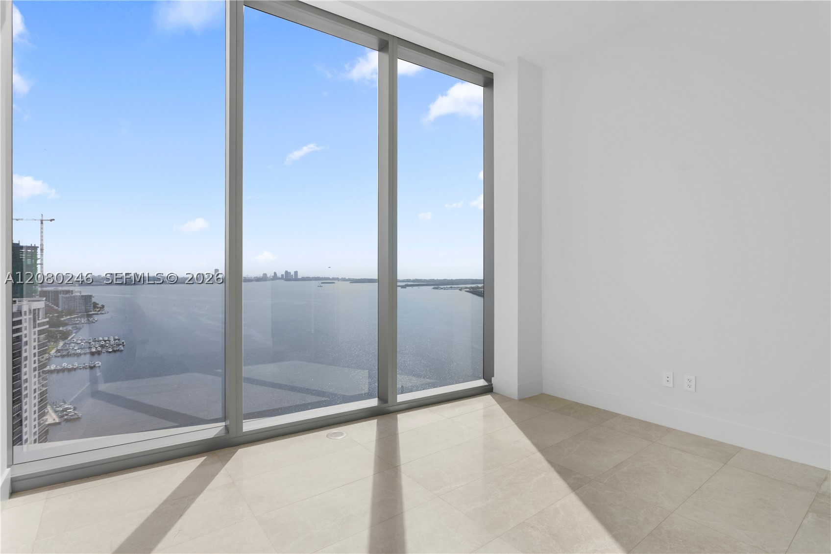 175 SE 25TH RD #2701, Miami FL 33129