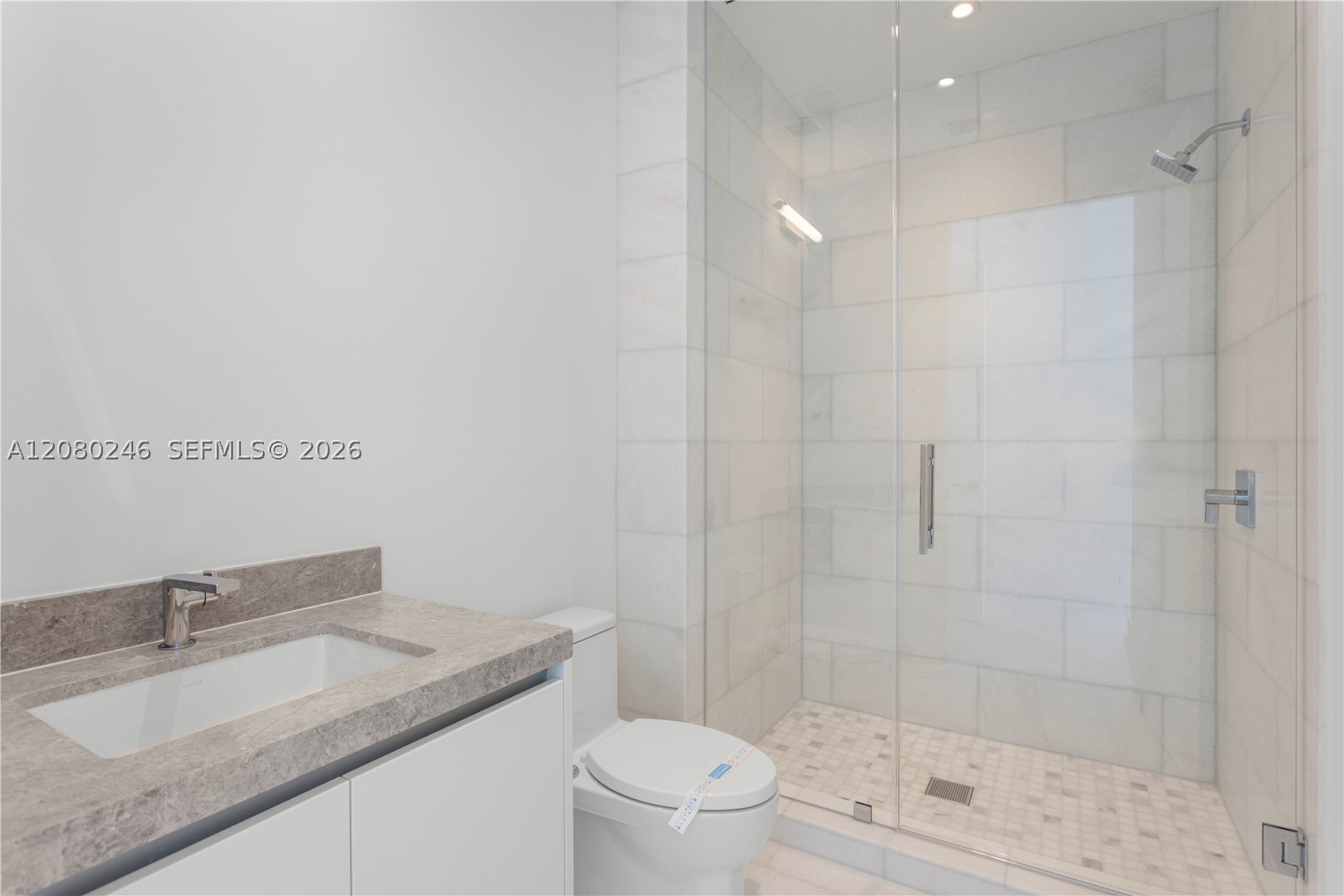 175 SE 25TH RD #2701, Miami FL 33129