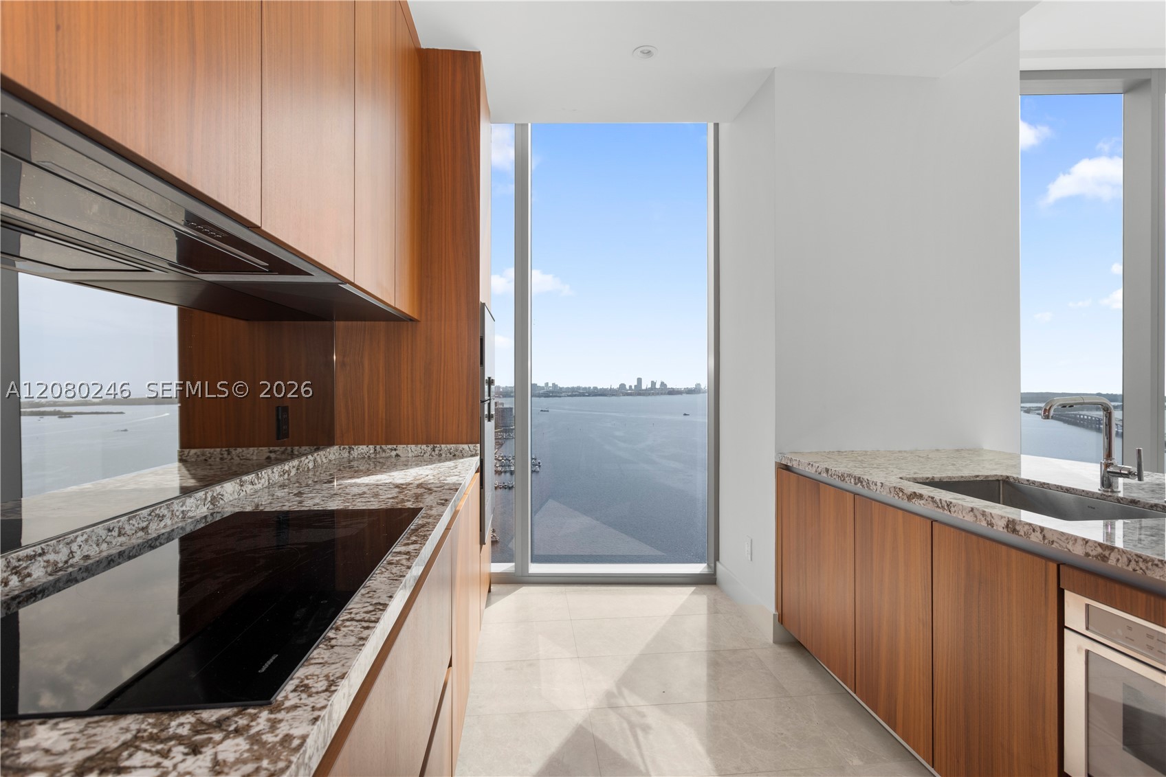 175 SE 25TH RD #2701, Miami FL 33129
