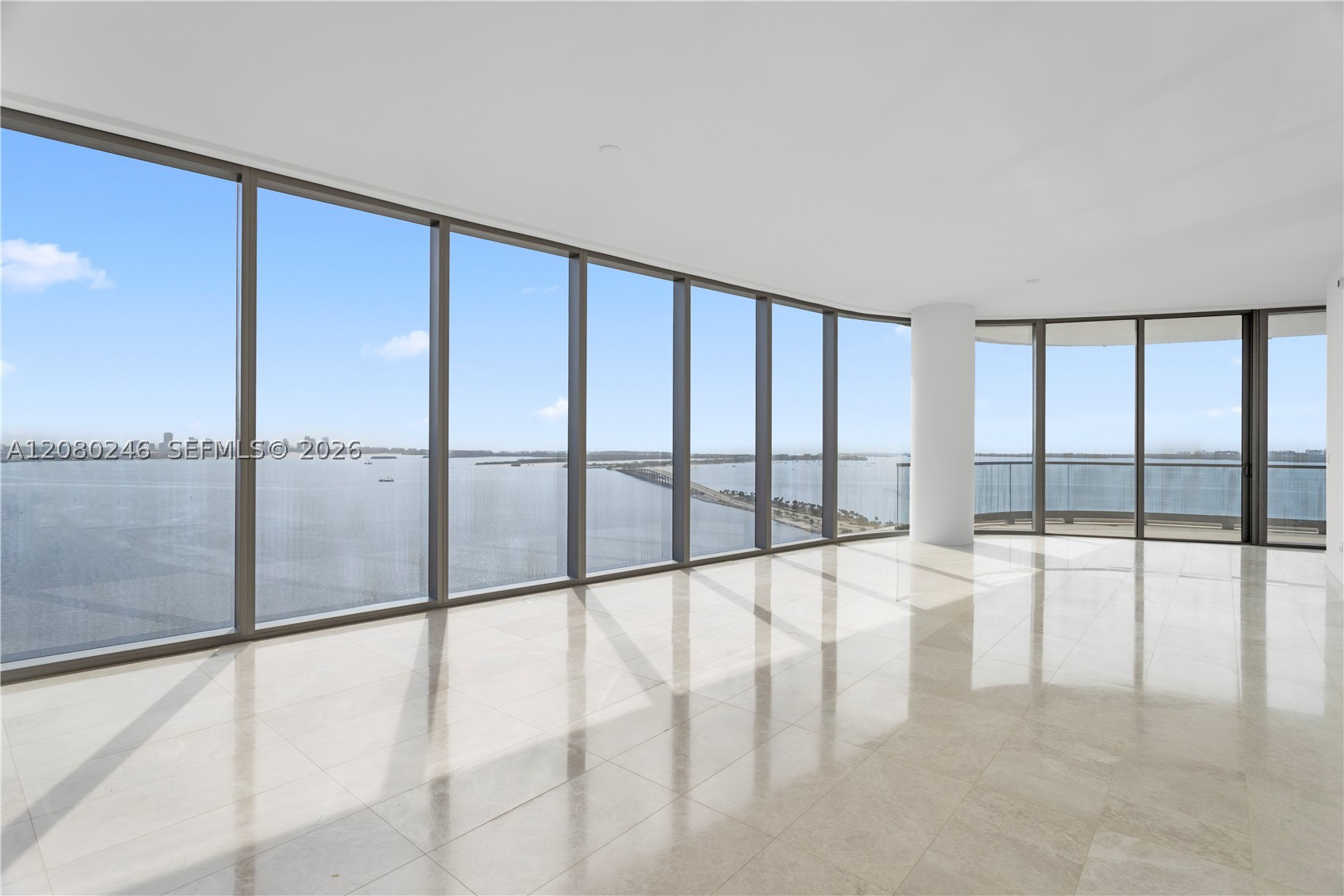 175 SE 25TH RD #2701, Miami FL 33129