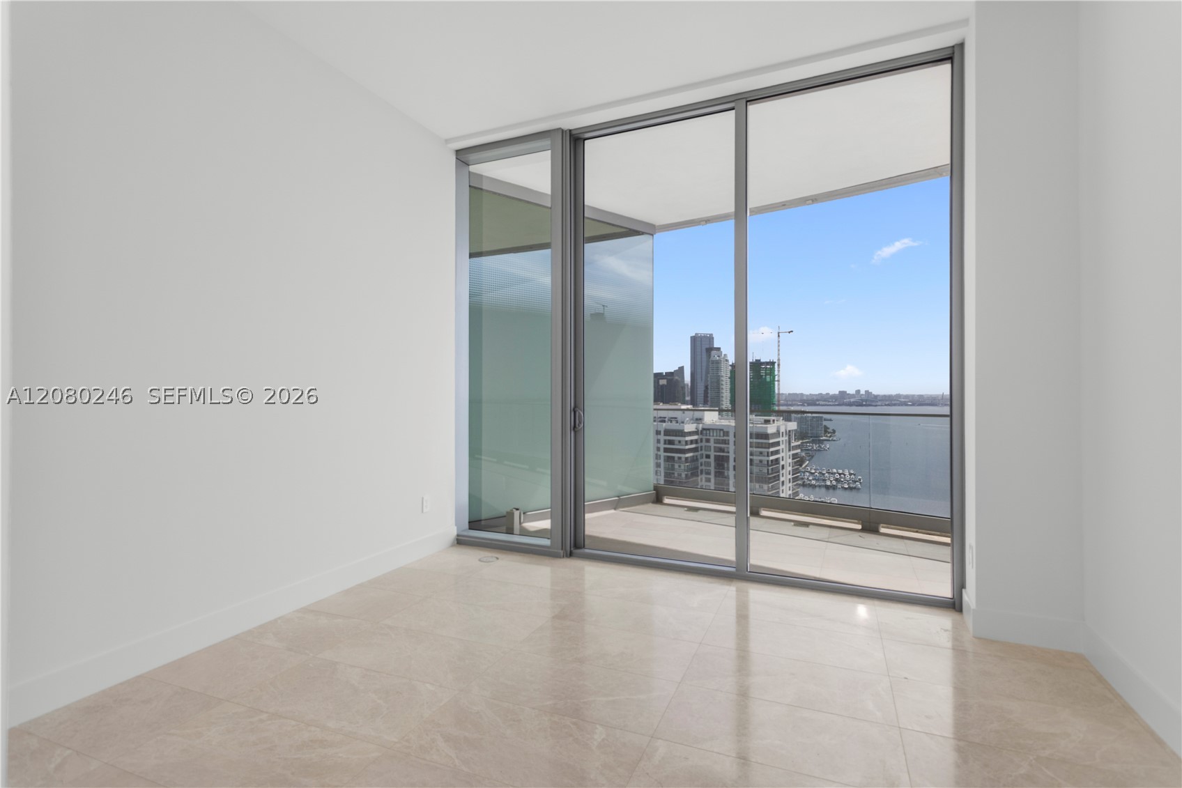 175 SE 25TH RD #2701, Miami FL 33129