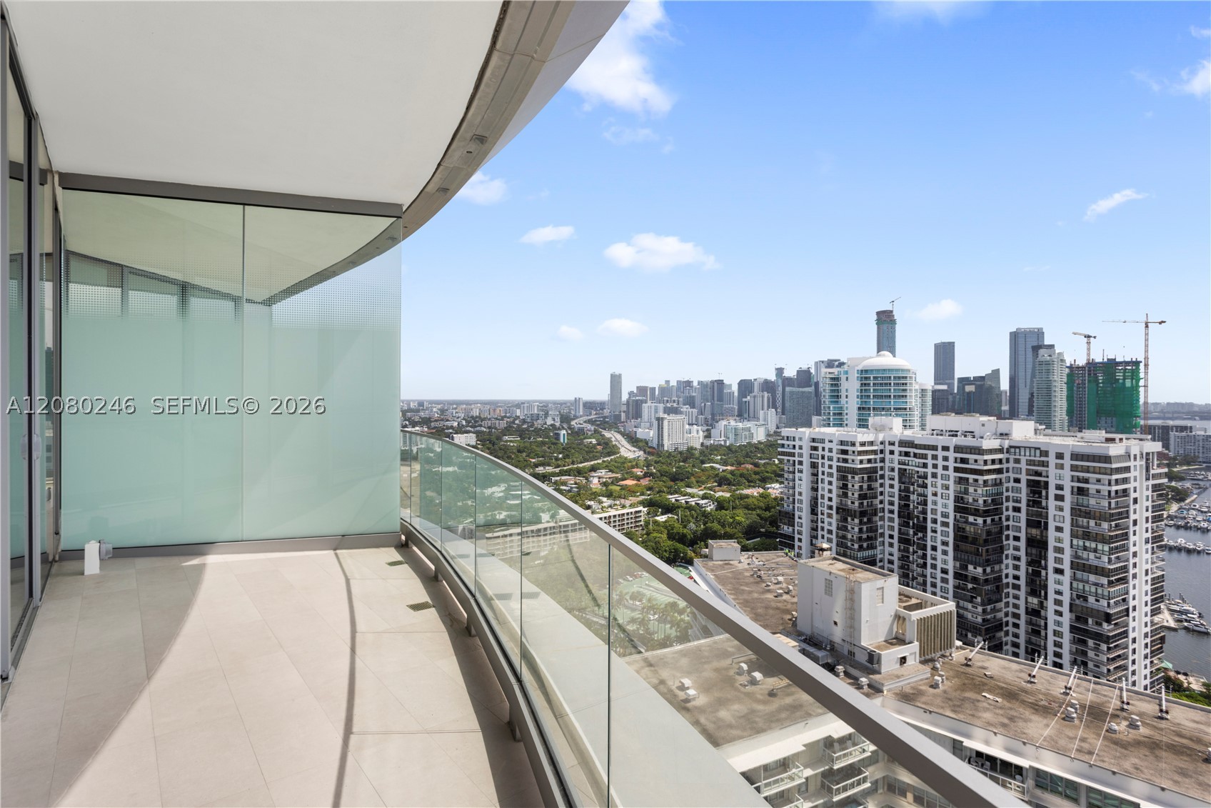 175 SE 25TH RD #2701, Miami FL 33129