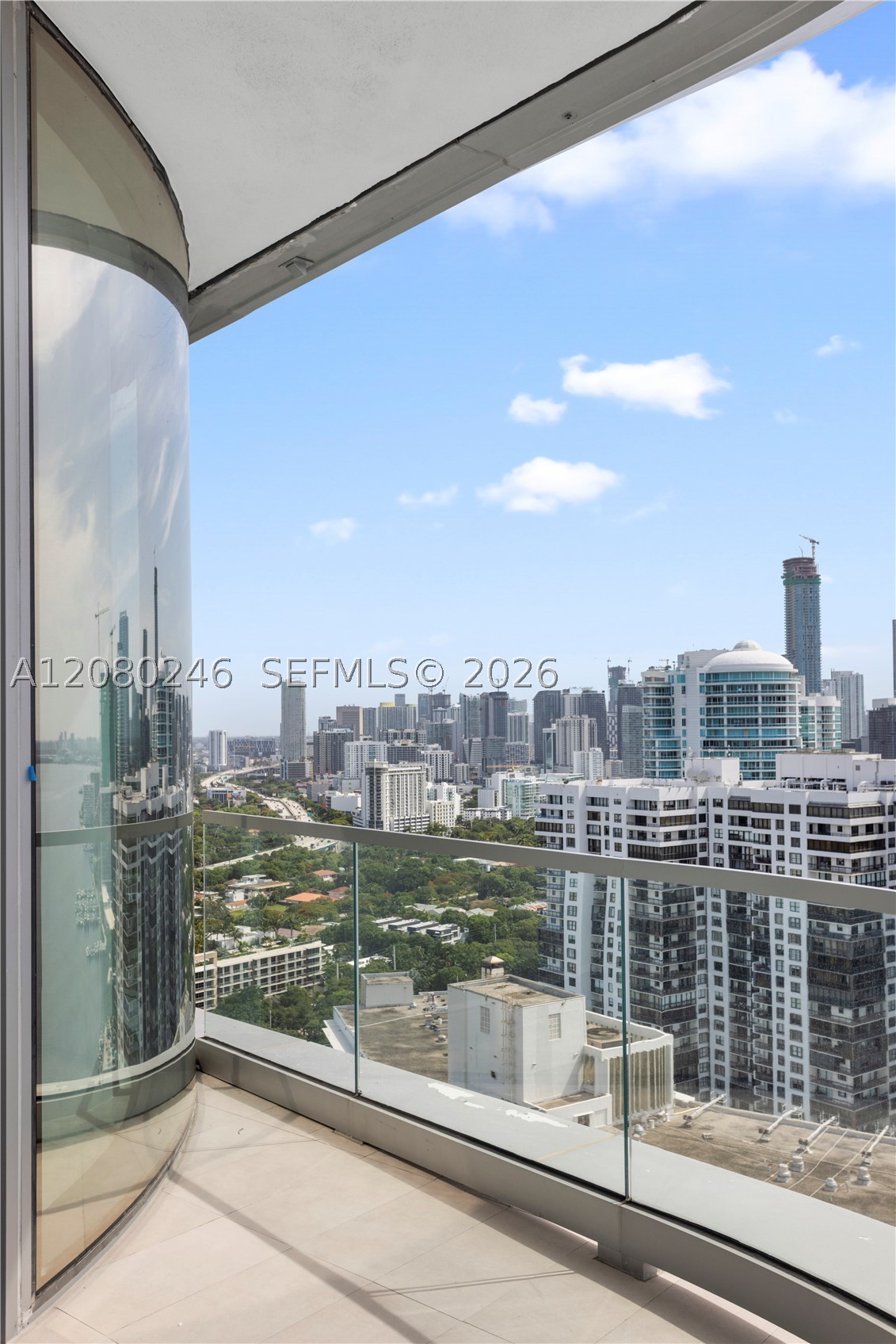 175 SE 25TH RD #2701, Miami FL 33129