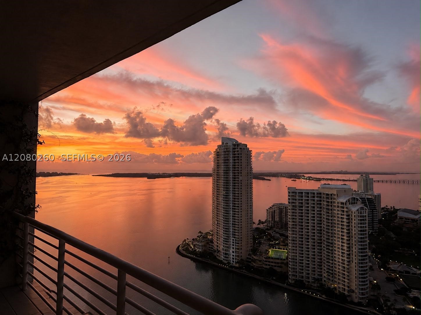 335 S Biscayne Blvd #3901, Miami FL 33131
