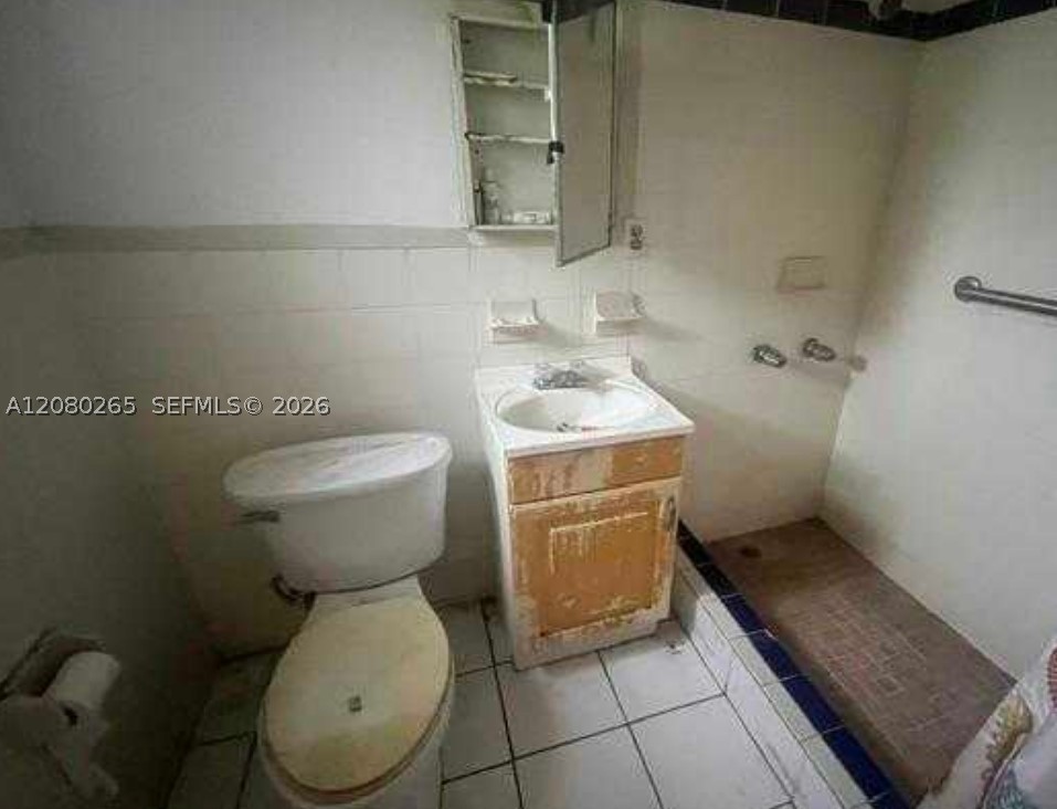 3708 NW 12th Ave, Miami FL 33127