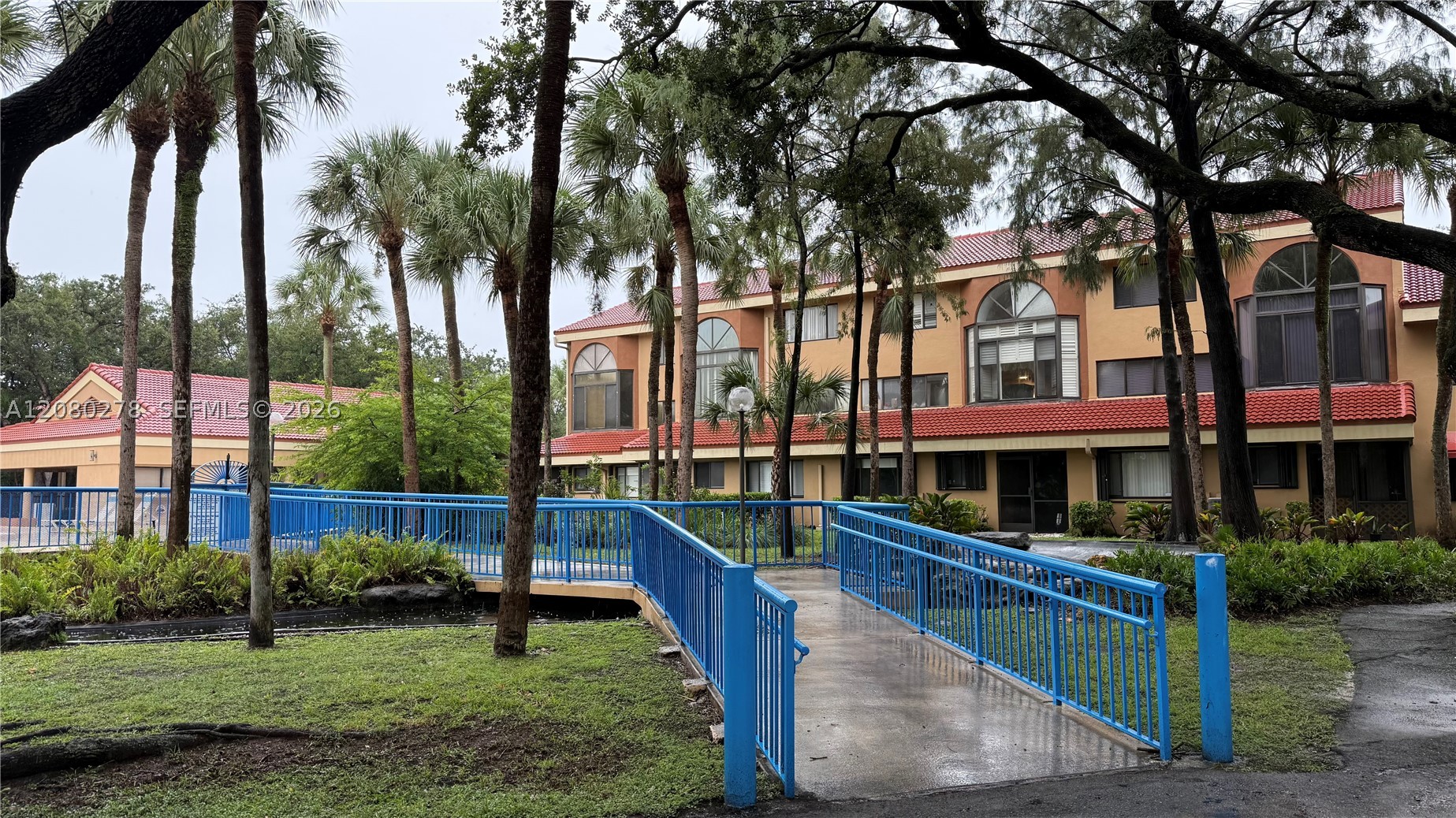 15525 Miami Lakeway N #206, Miami Lakes FL 33014