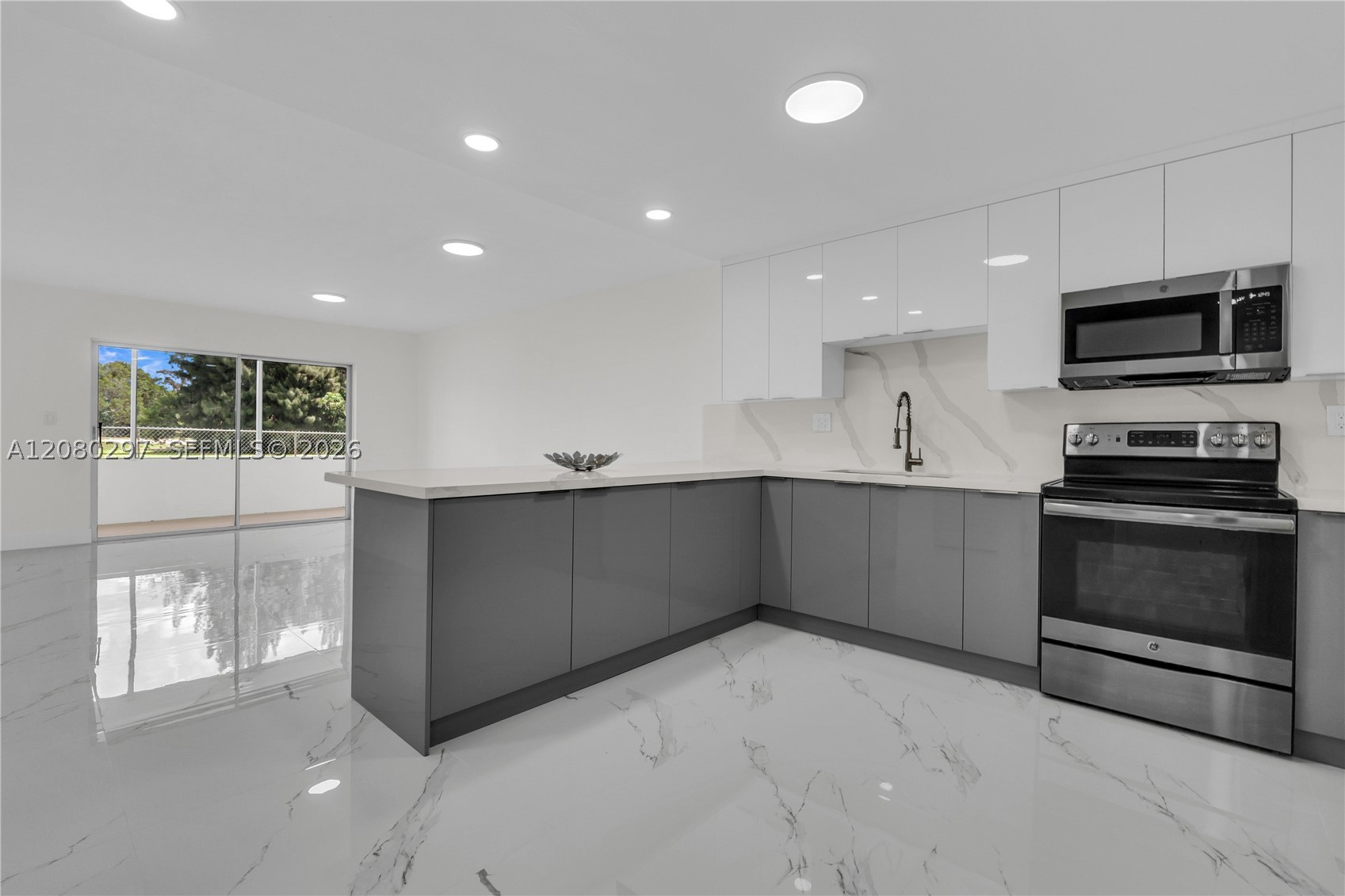 5100 SW 90th Ave #109, Cooper City FL 33328