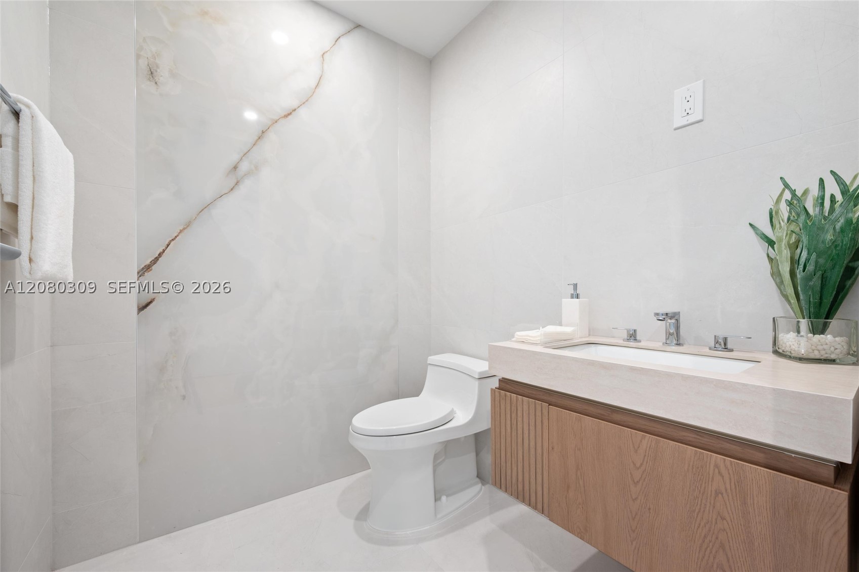 6101 Aqua Ave #PH11A, Miami Beach FL 33141