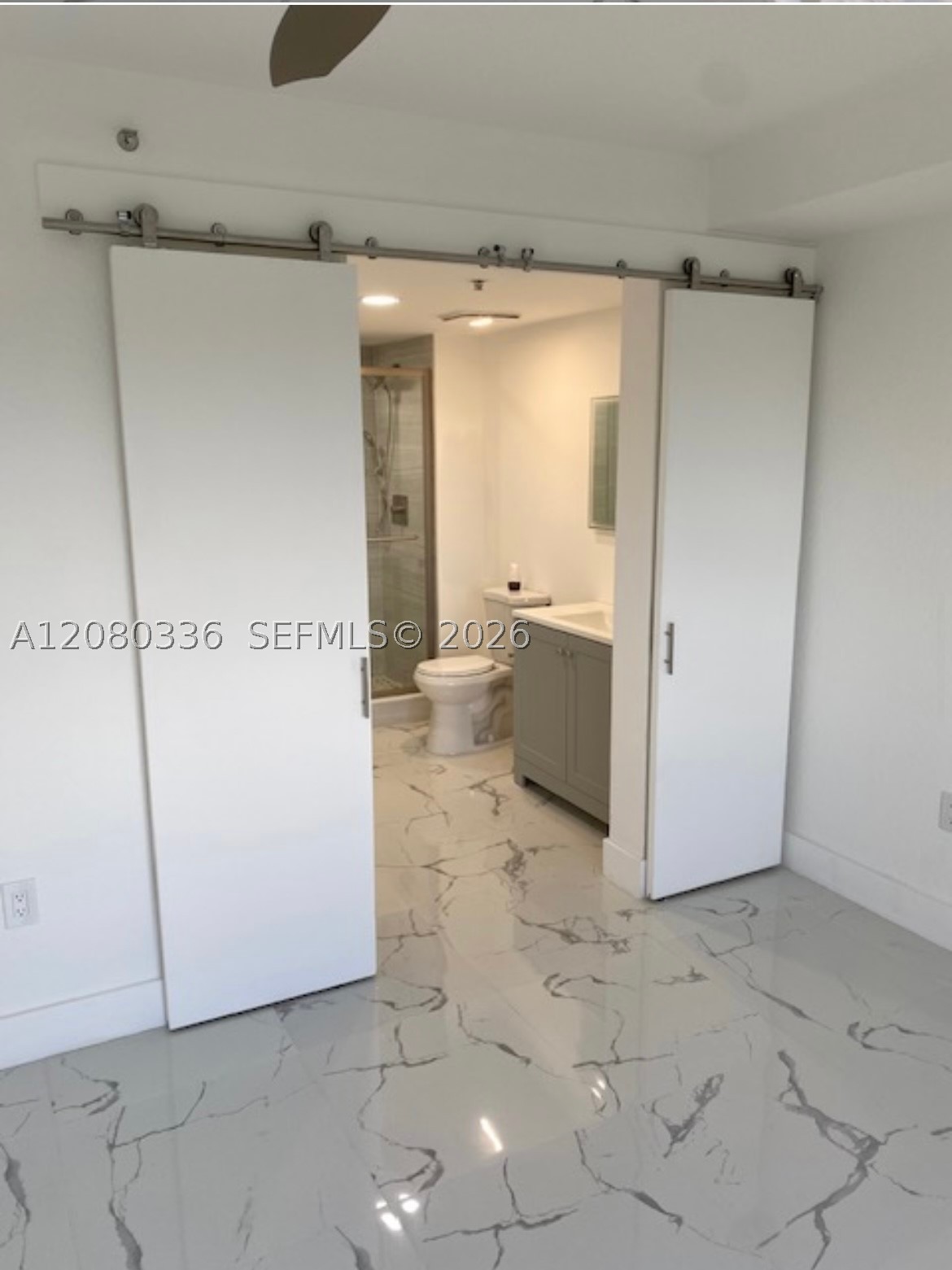 816 NW 11th St #902, Miami FL 33136