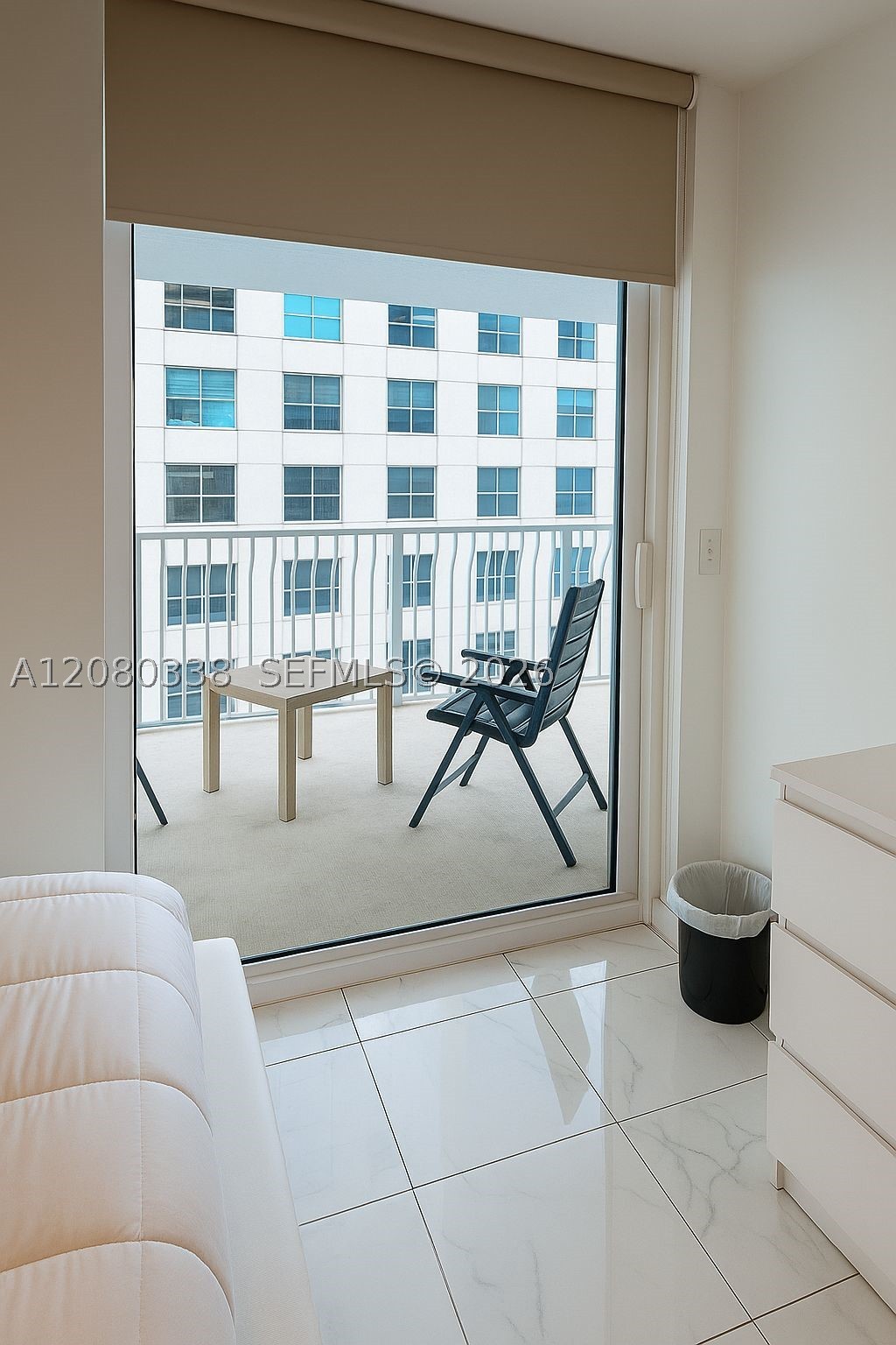 1200 Brickell Bay Dr #3304, Miami FL 33131