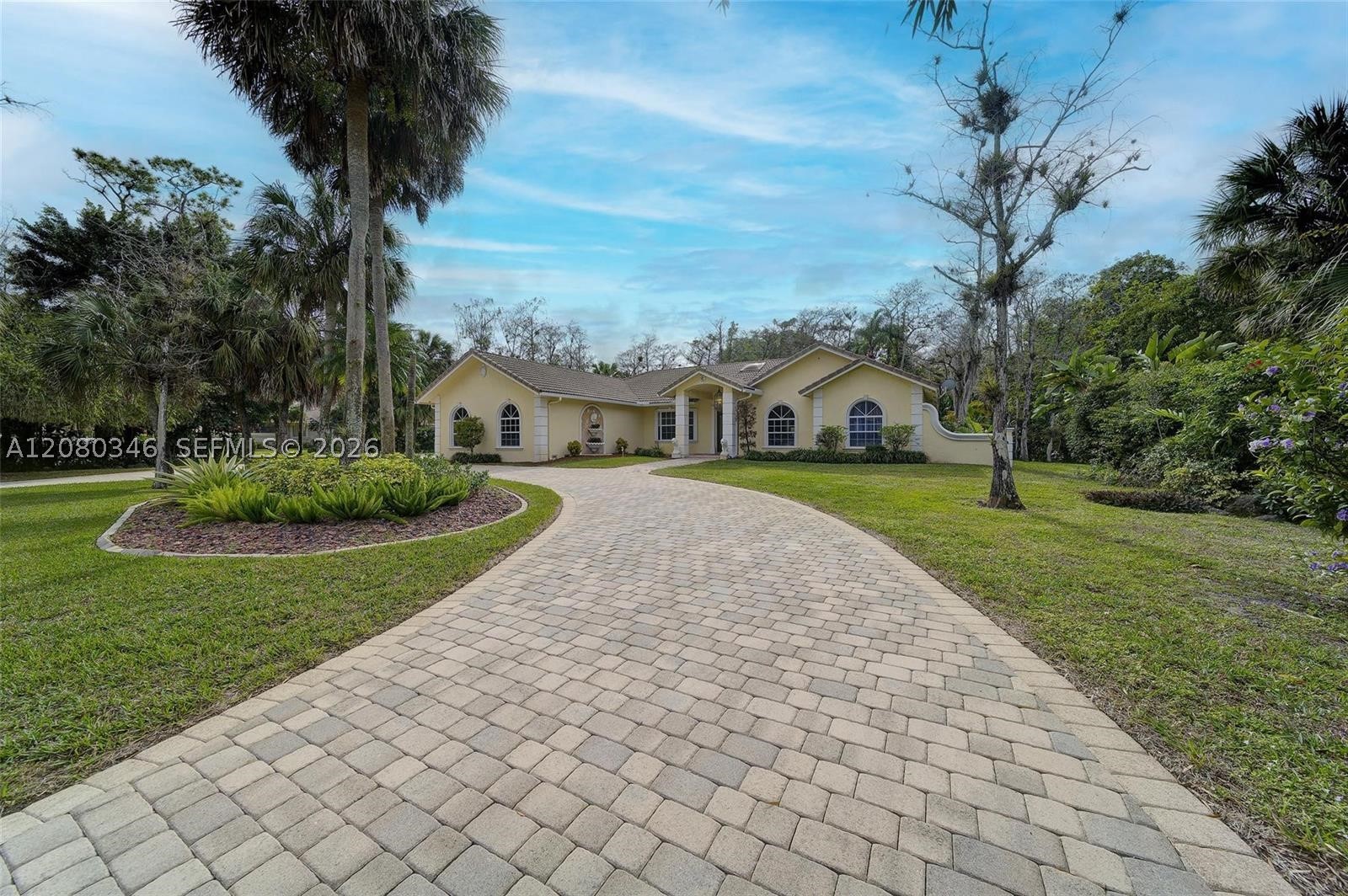 4750 W Leitner Dr, Coral Springs FL 33067