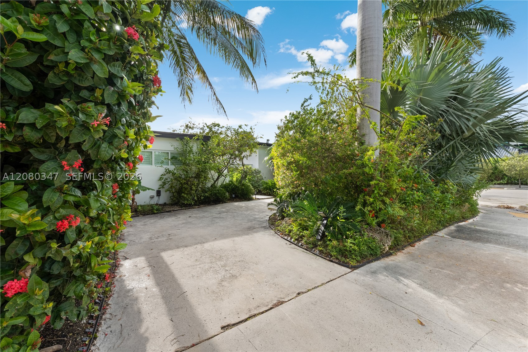 7501 W Adventure Ave, North Bay Village FL 33141