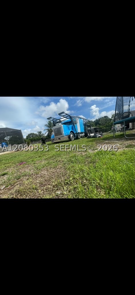 1422 NW 20th St, Homestead FL 33030