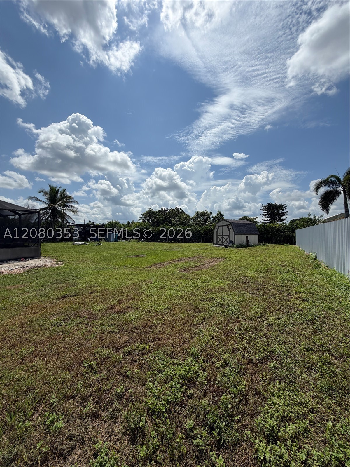 1422 NW 20th St, Homestead FL 33030