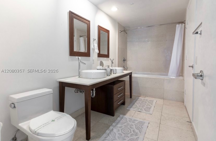 485 Brickell Ave #2606, Miami FL 33131