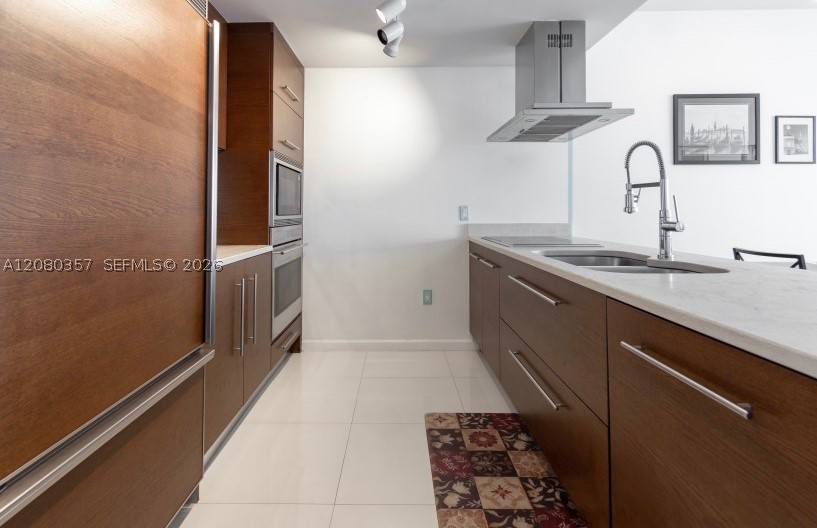 485 Brickell Ave #2606, Miami FL 33131