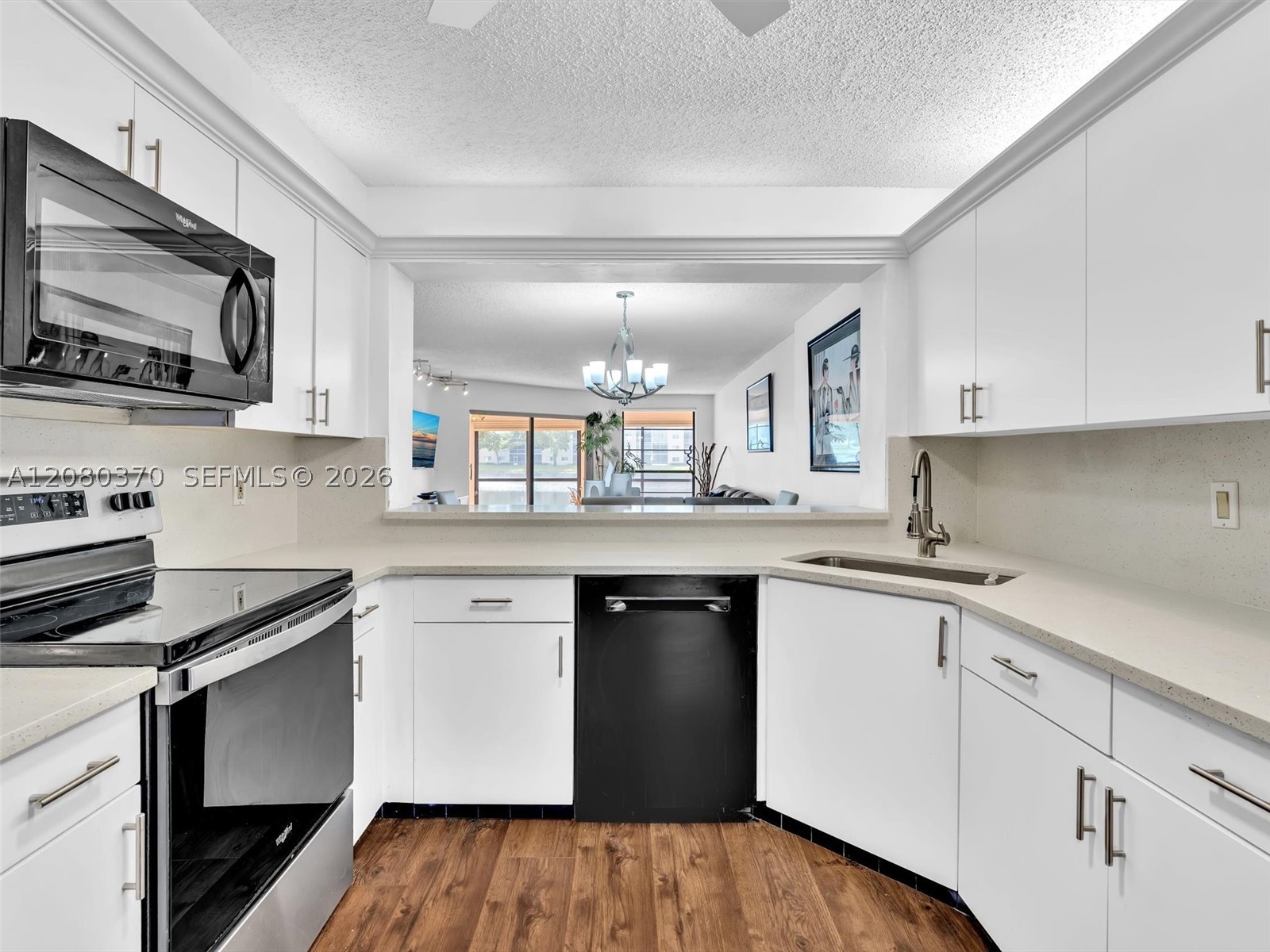 7518 Fairfax Dr #110, Tamarac FL 33321