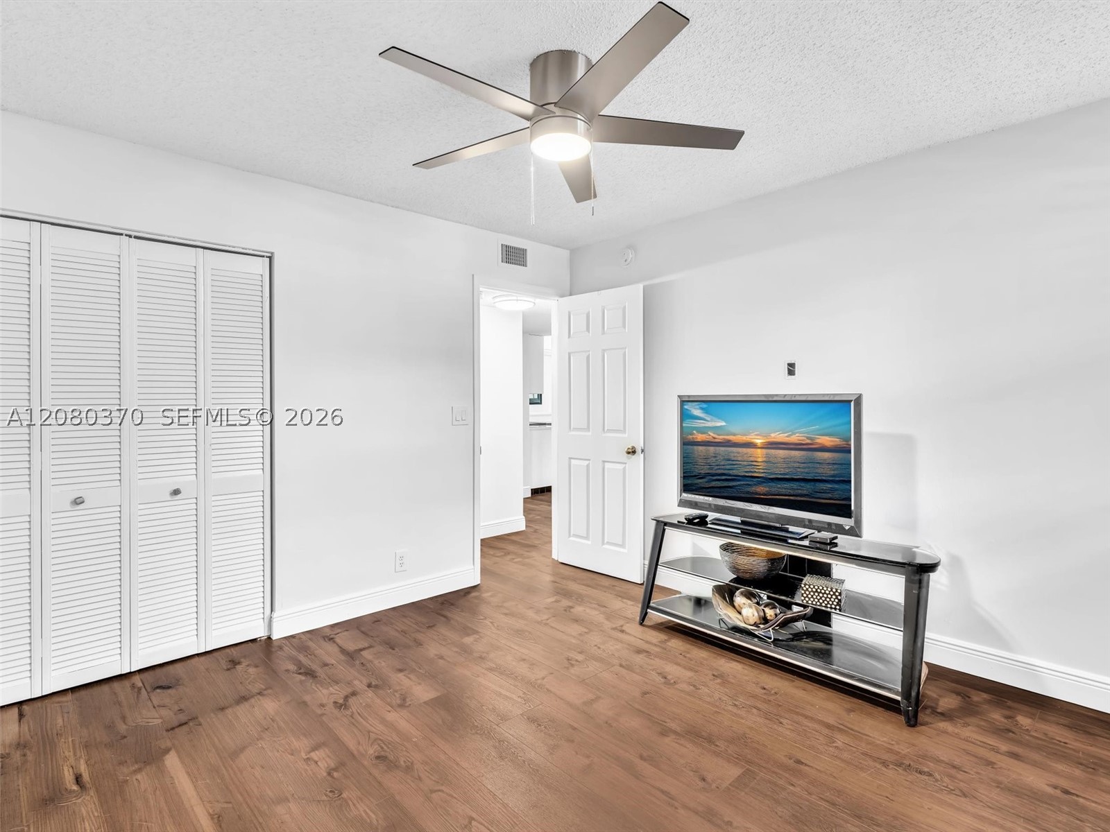 7518 Fairfax Dr #110, Tamarac FL 33321