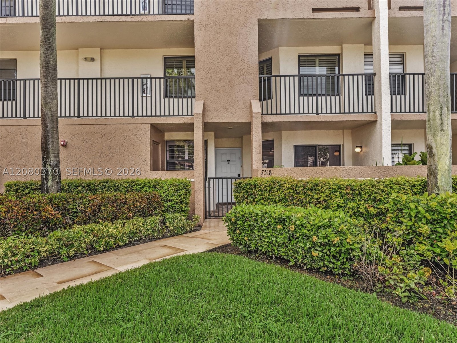 7518 Fairfax Dr #110, Tamarac FL 33321