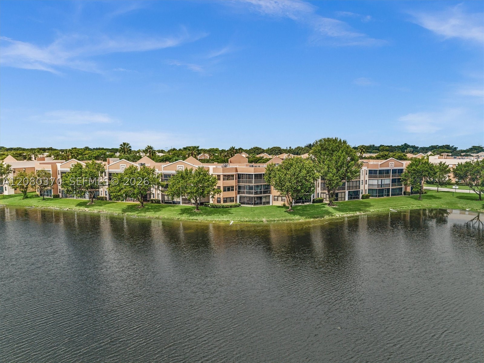 7518 Fairfax Dr #110, Tamarac FL 33321