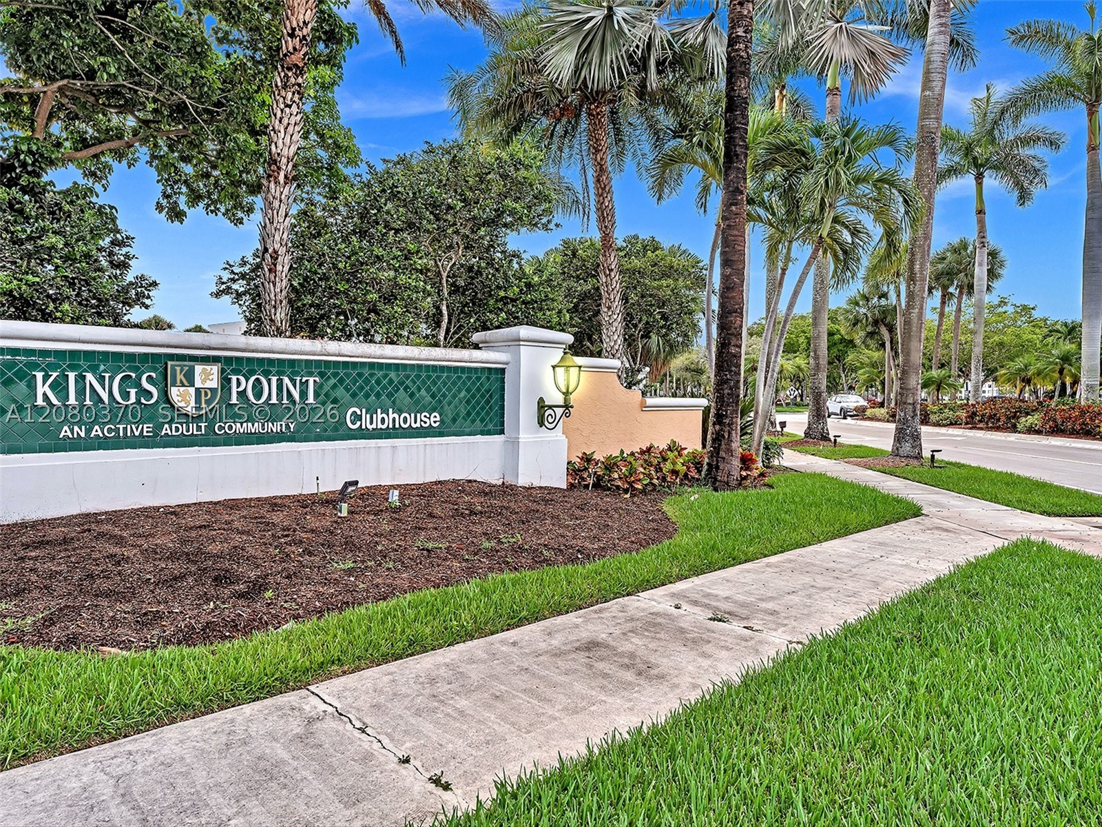7518 Fairfax Dr #110, Tamarac FL 33321