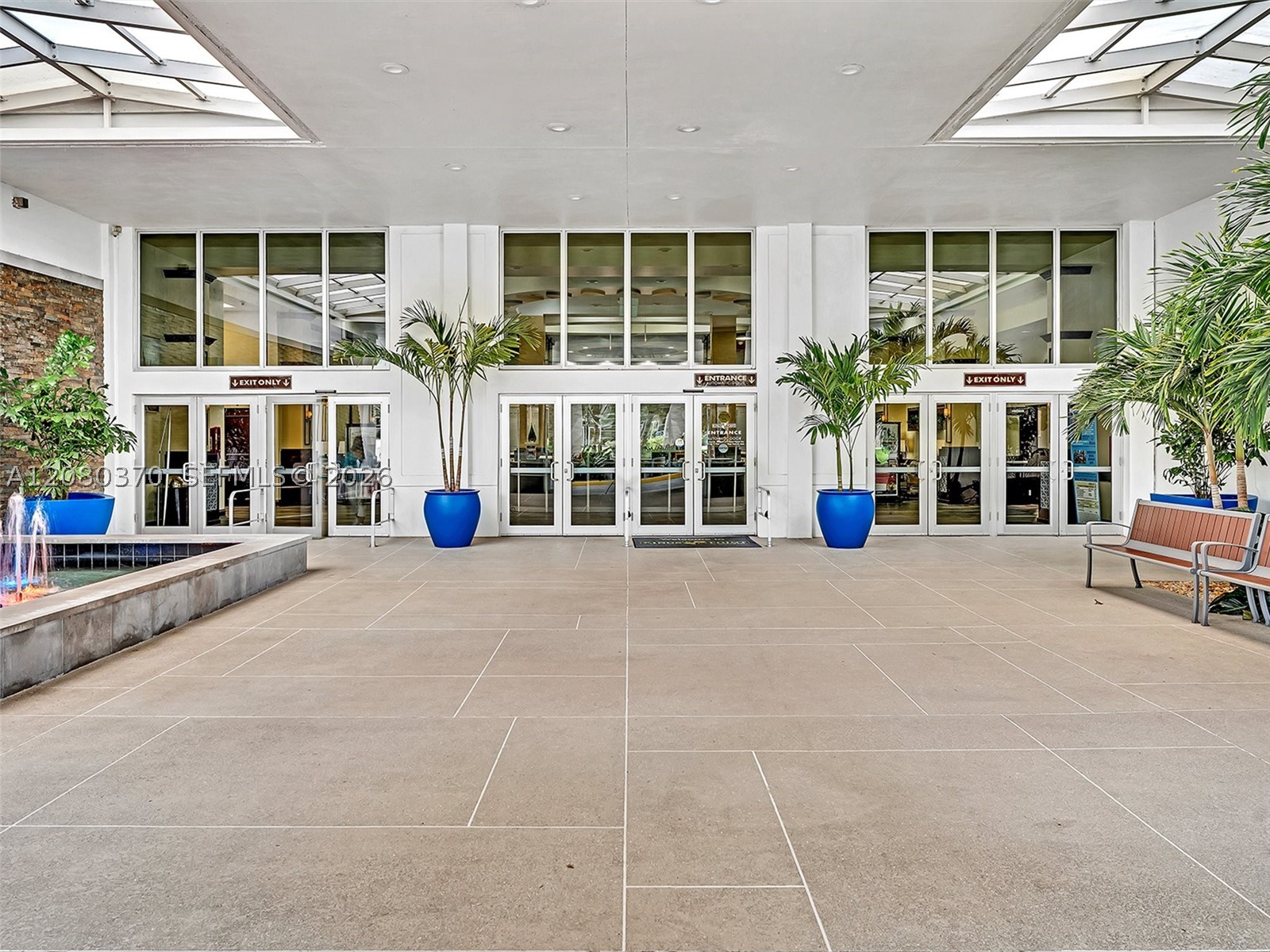 7518 Fairfax Dr #110, Tamarac FL 33321
