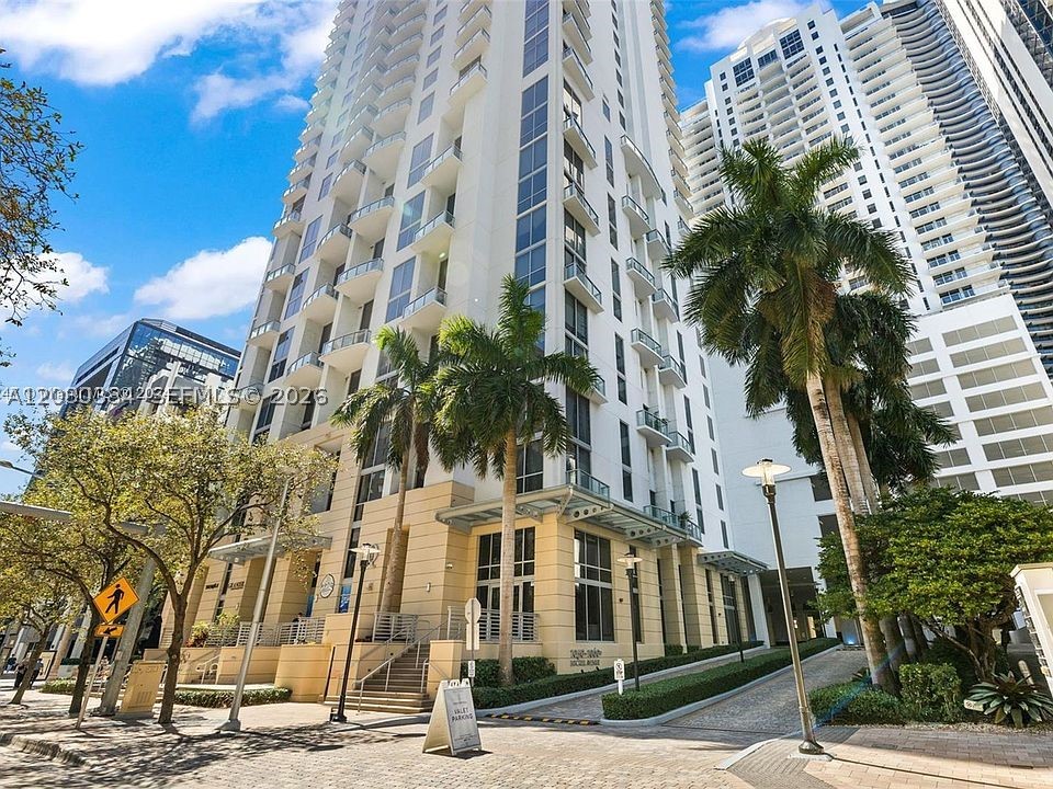 1060 Brickell Ave #2613, Miami FL 33131