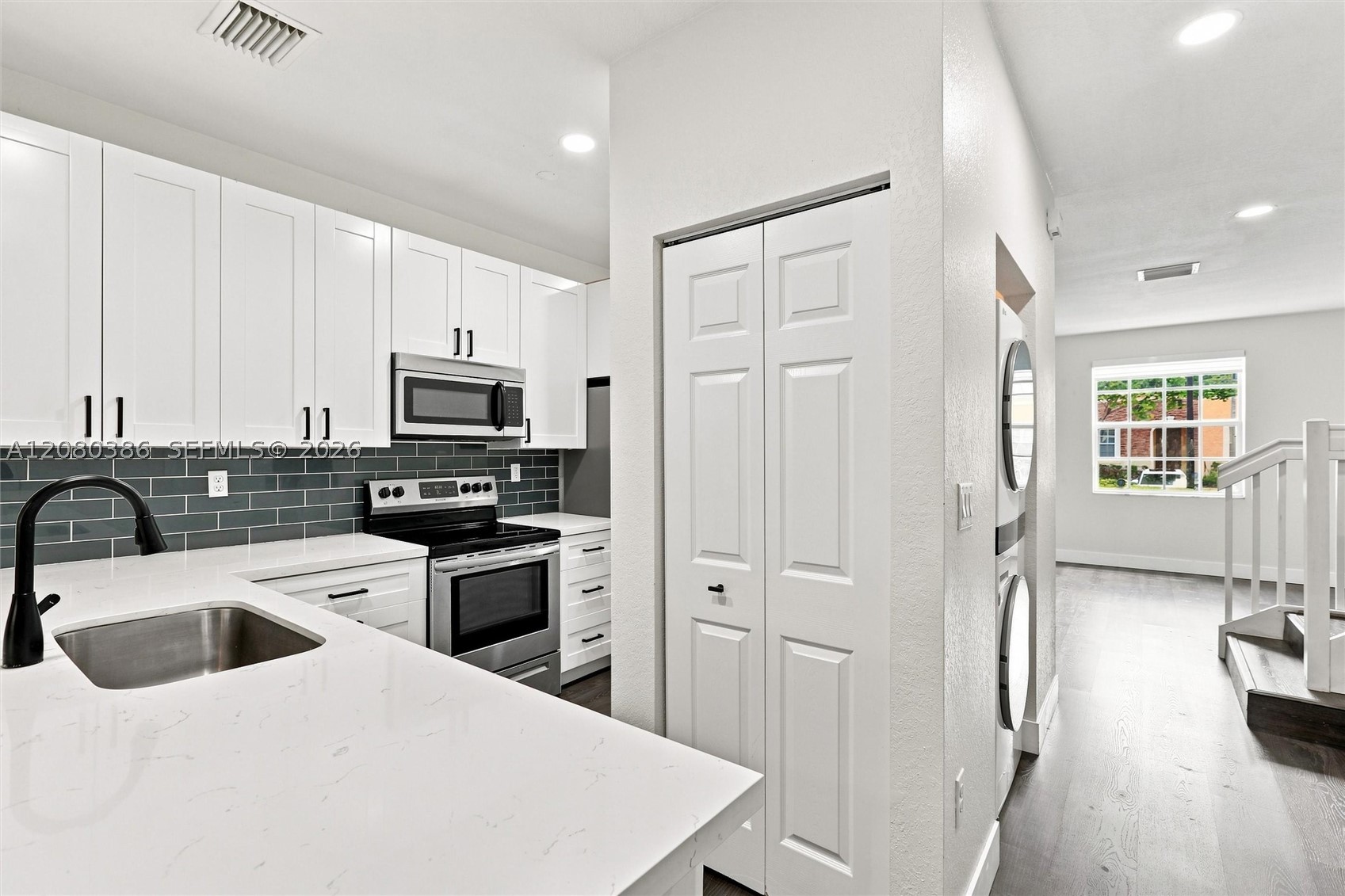 9145 SW 227th St #4, Cutler Bay FL 33190