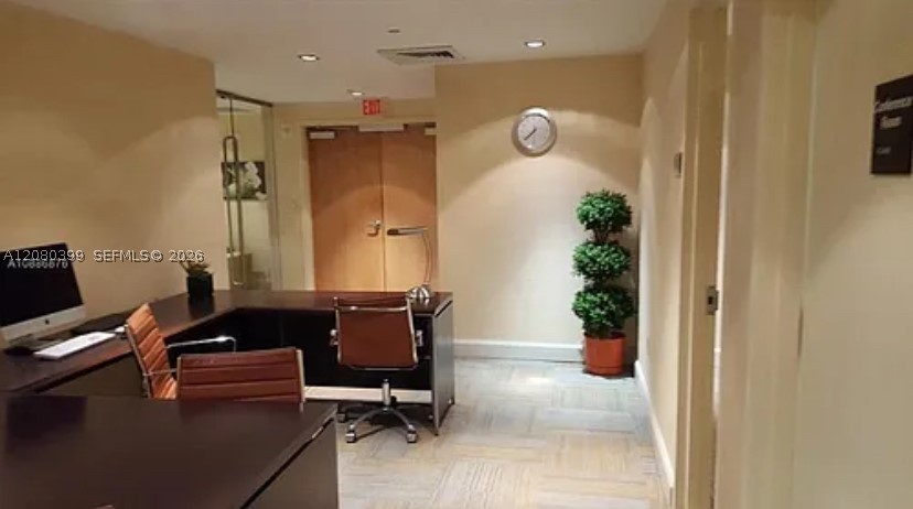 950 Brickell Bay Dr #2203, Miami FL 33131