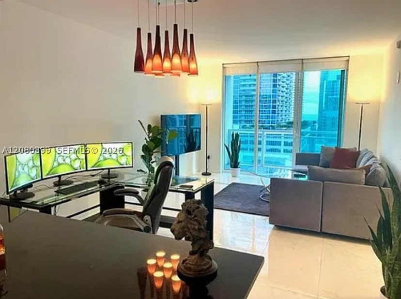 950 Brickell Bay Dr #2203, Miami FL 33131