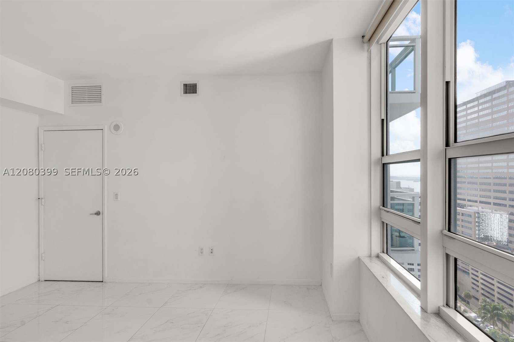 950 Brickell Bay Dr #2203, Miami FL 33131
