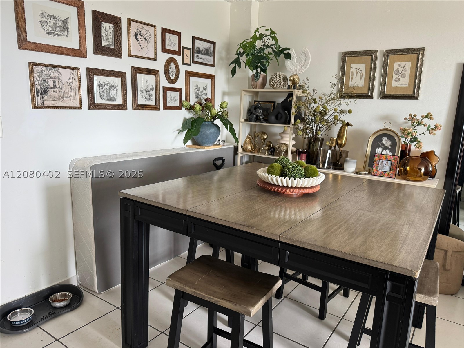 5050 NW 7th St #604, Miami FL 33126