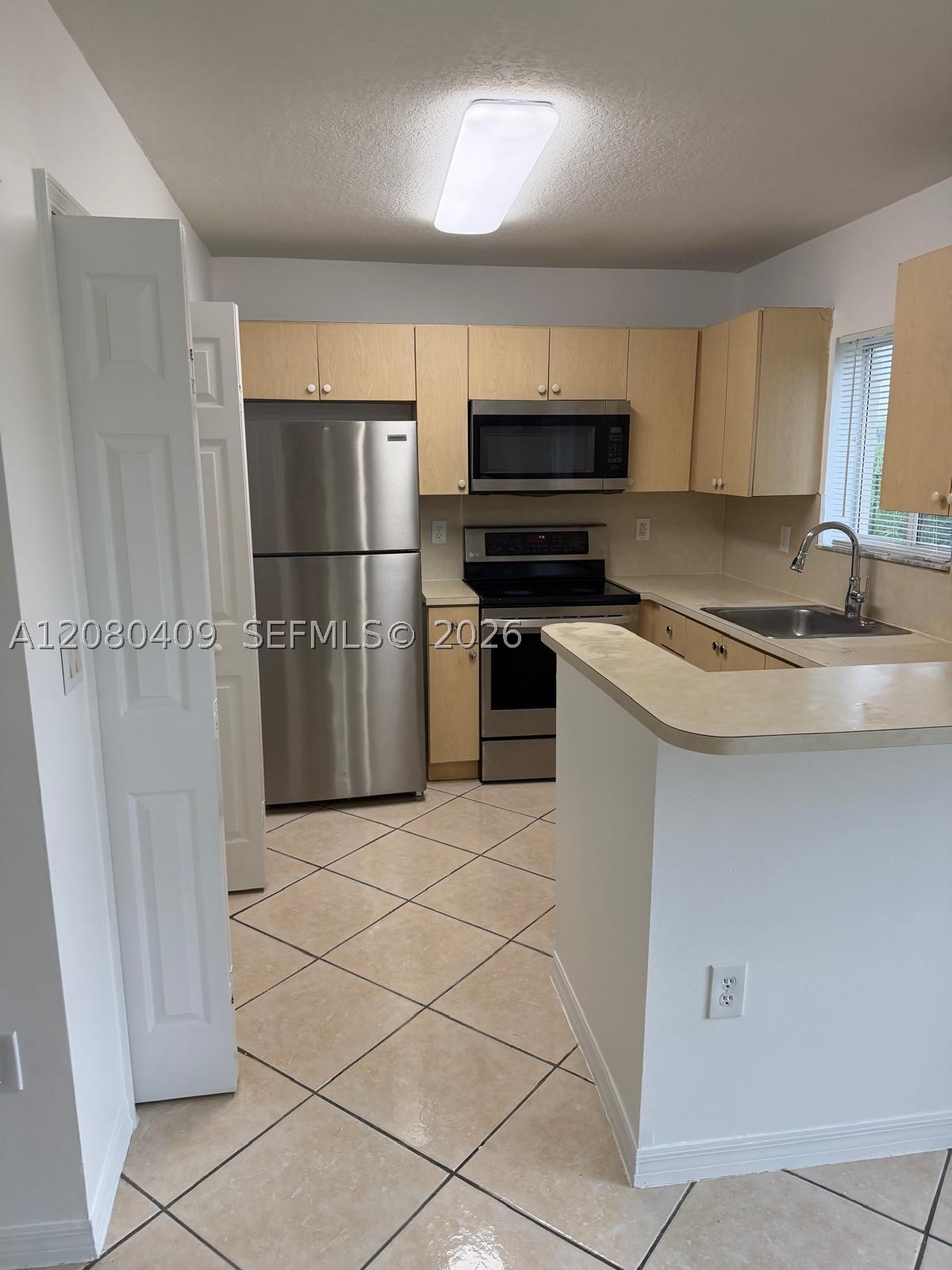 2900 SE 12th Rd #101-28, Homestead FL 33035