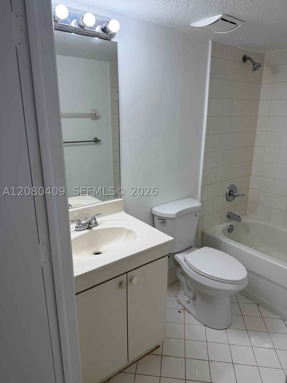 2900 SE 12th Rd #101-28, Homestead FL 33035