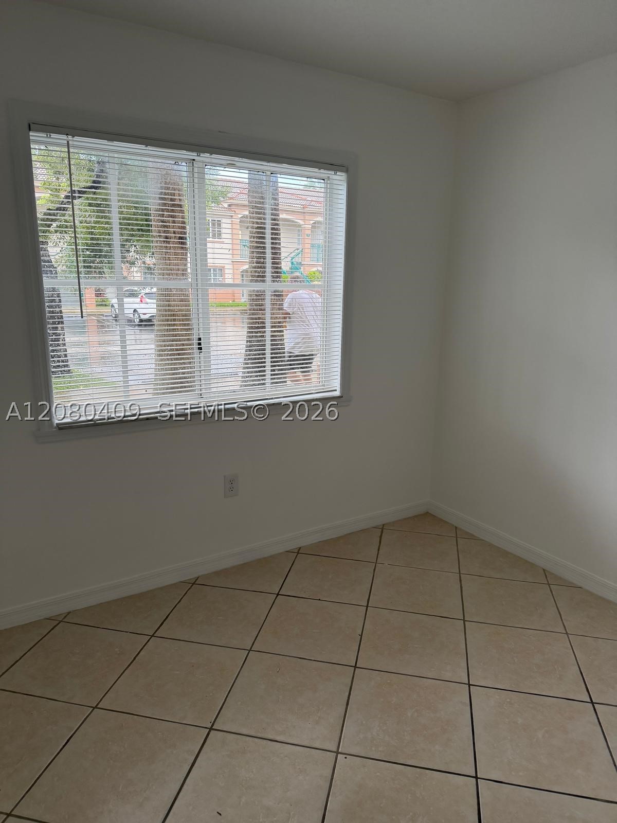 2900 SE 12th Rd #101-28, Homestead FL 33035